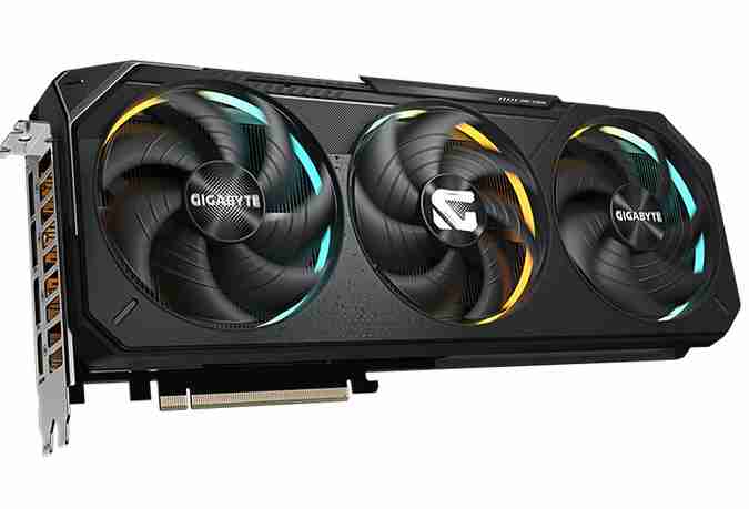 技嘉 RTX5070 GAMING OC 12G 魔鹰
